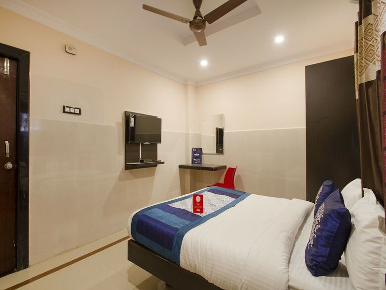 Hotel Oyo 10270 Ss Residency