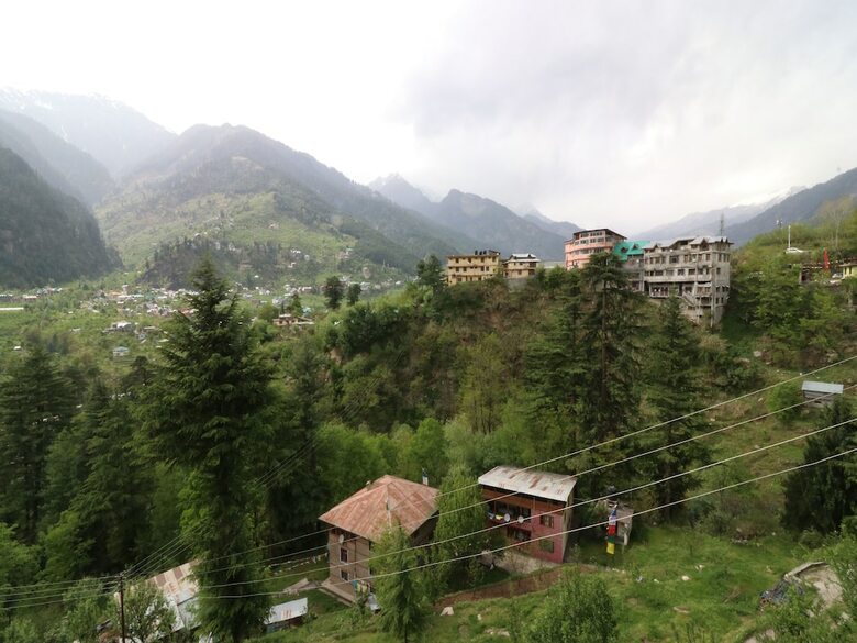 Hotel Oyo 13714 Home Exotic River View Naggar Road