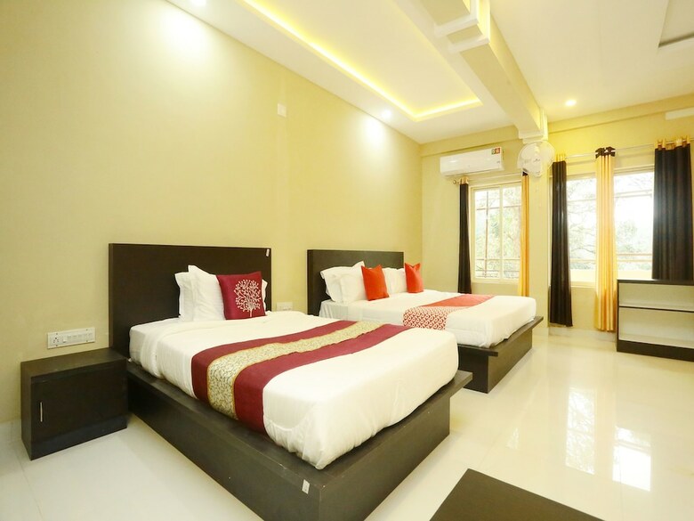 Hotel Oyo 12978 Igloo Residency