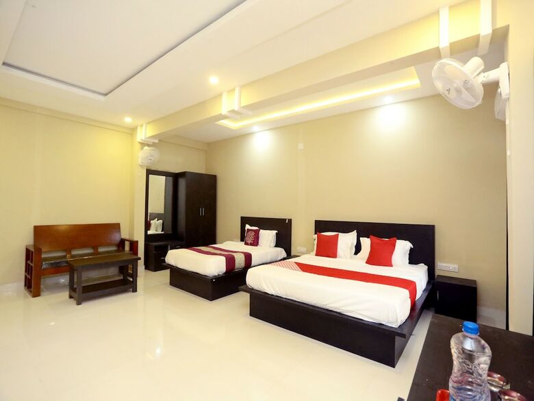 Hotel Oyo 12978 Igloo Residency