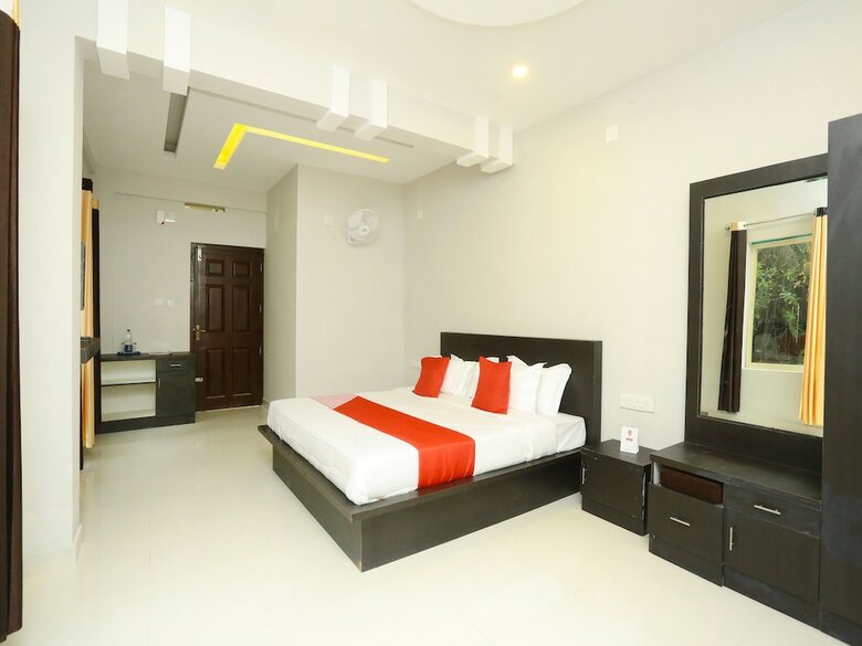 Hotel Oyo 12978 Igloo Residency