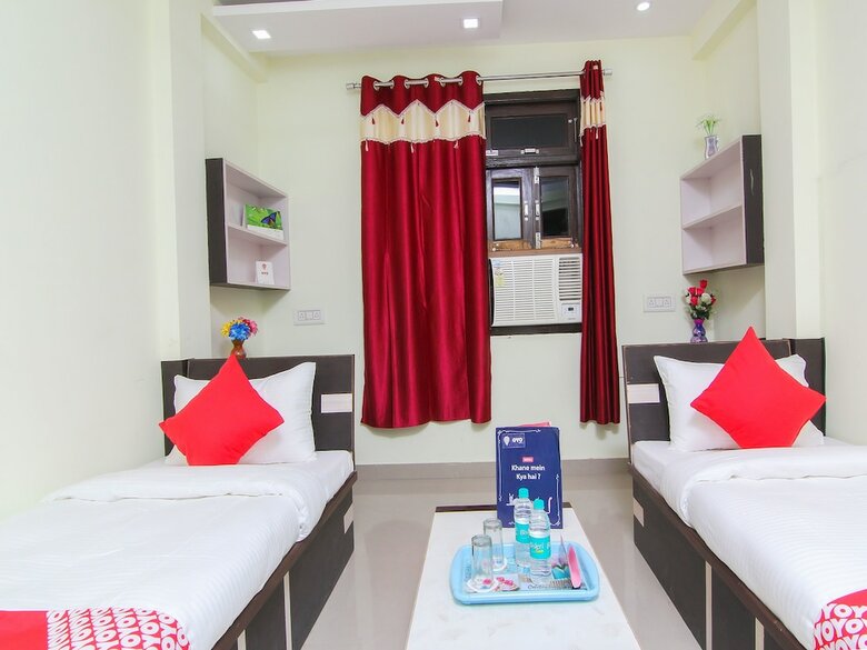 Hotel Oyo 12446 Shree Sai Guest House