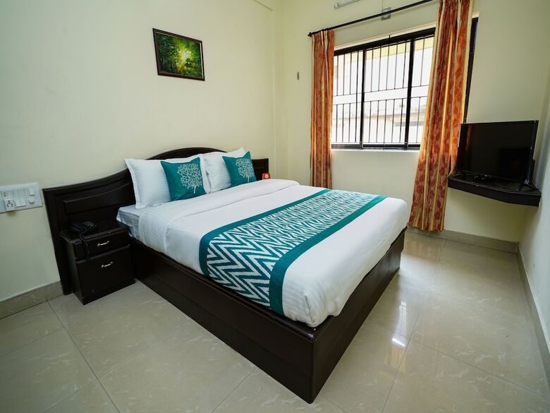 Hotel Oyo 10069 Peter's Hill View Residency
