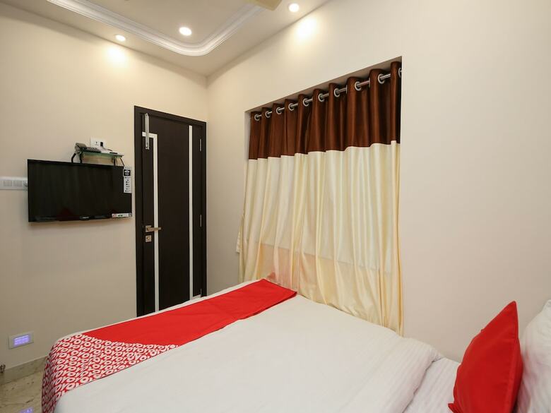 Hotel Oyo 13132 Newtown