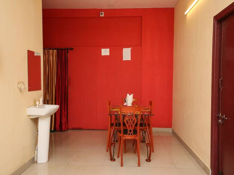 Hotel Oyo 13524 Swapan Guest House