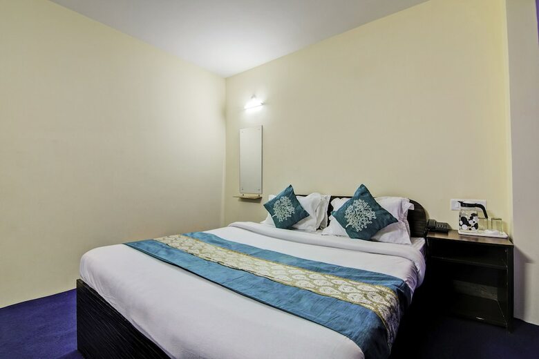 Hotel Oyo 13580 The Queenz