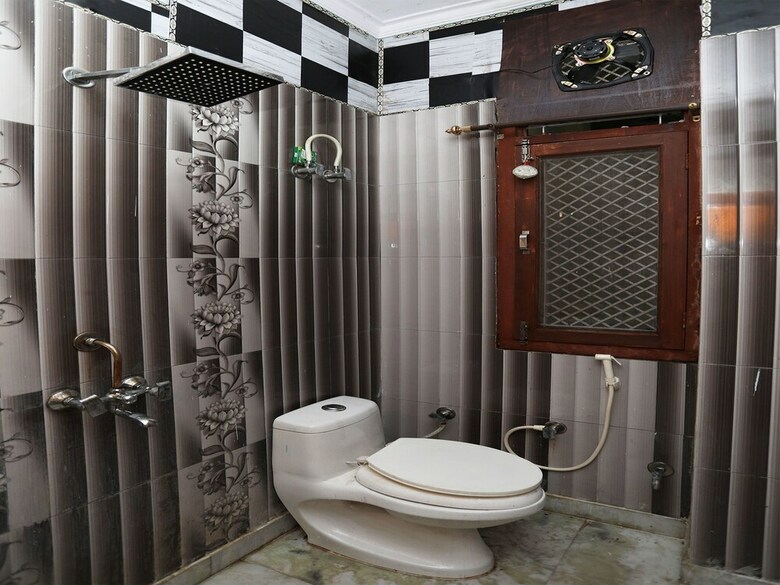 Hotel Oyo 270 Home Stay Inn