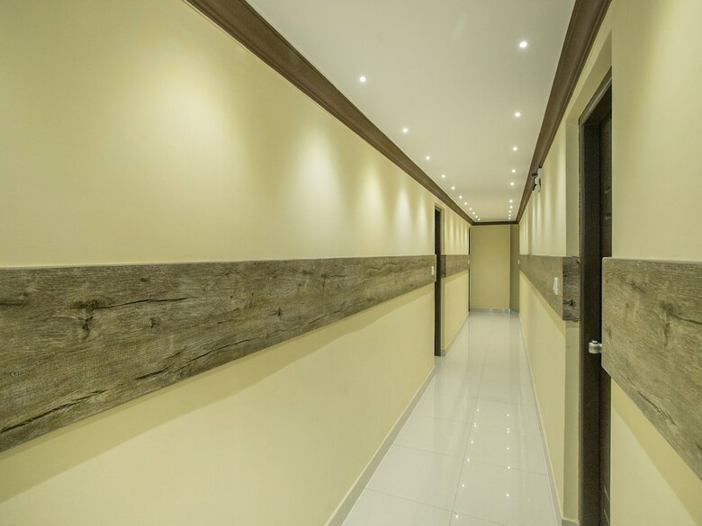 Hotel Oyo 13594 Mathrushree Residency