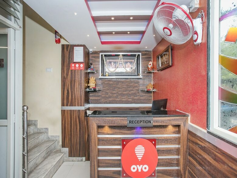 Hotel Oyo 13594 Mathrushree Residency