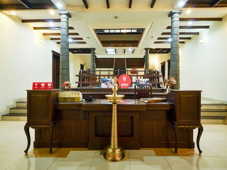 Hotel Oyo 10638 Chandana Royal Resorts
