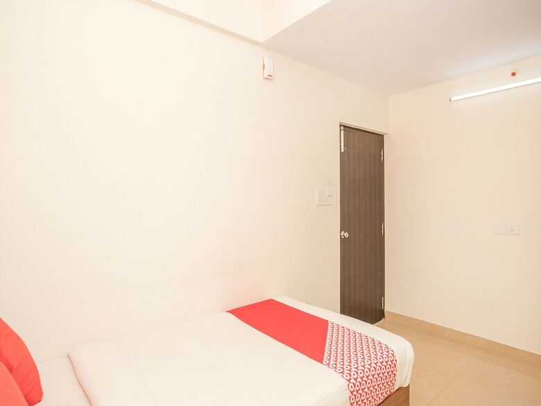 Oyo 7846 Hotel The Prince Gardenia