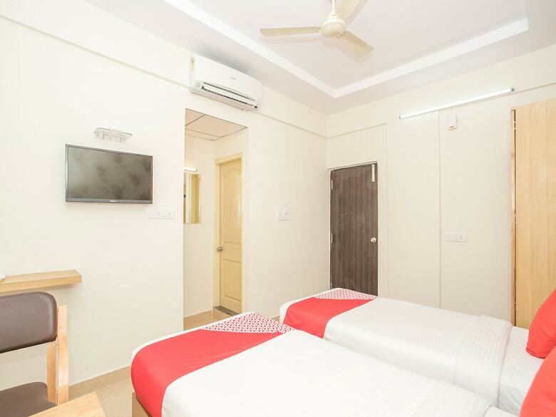 Oyo 7846 Hotel The Prince Gardenia