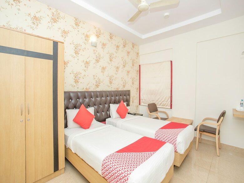 Oyo 7846 Hotel The Prince Gardenia