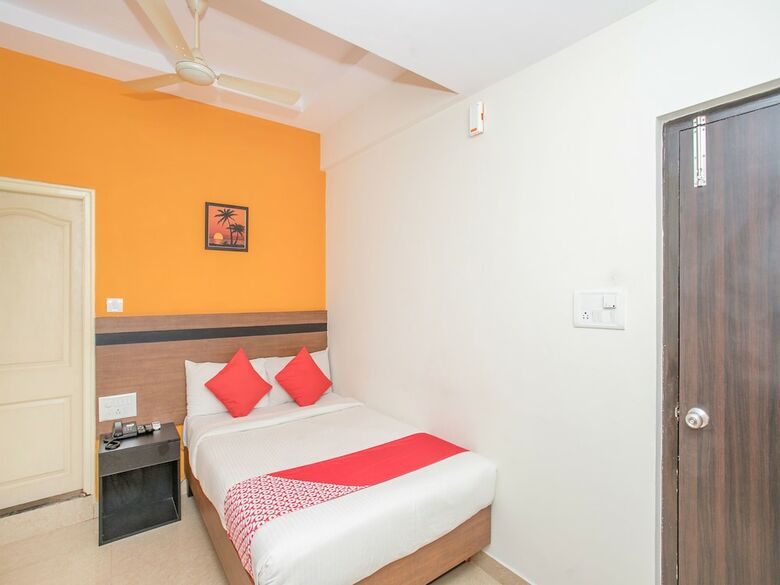 Oyo 7846 Hotel The Prince Gardenia