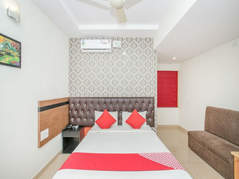 Oyo 7846 Hotel The Prince Gardenia