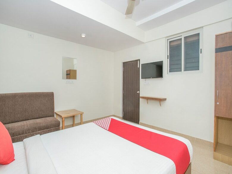 Oyo 7846 Hotel The Prince Gardenia