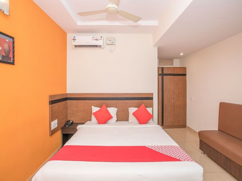 Oyo 7846 Hotel The Prince Gardenia