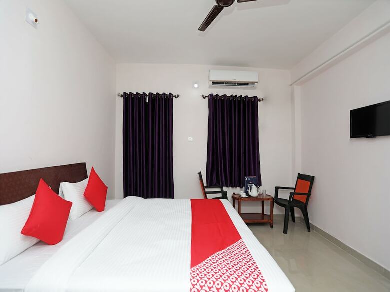 Hotel Oyo 13527 Usha Residdency