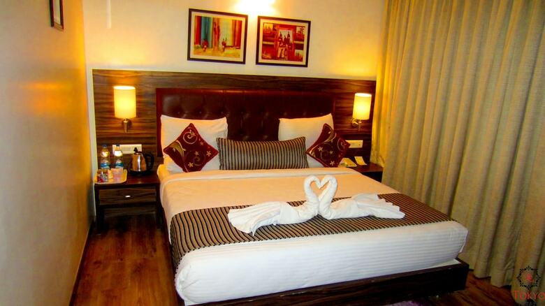Le Tokyo Hotel Sanand