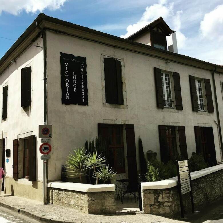 Hotel Chambres D'h�tes - Victorian Lodge