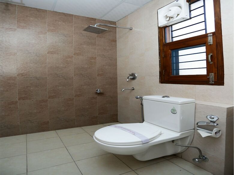 Hotel Oyo 13435 Atithi Suites