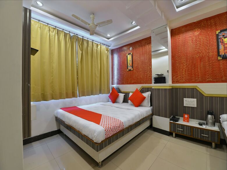 Oyo 13346 Hotel A R Ganpati Plaza