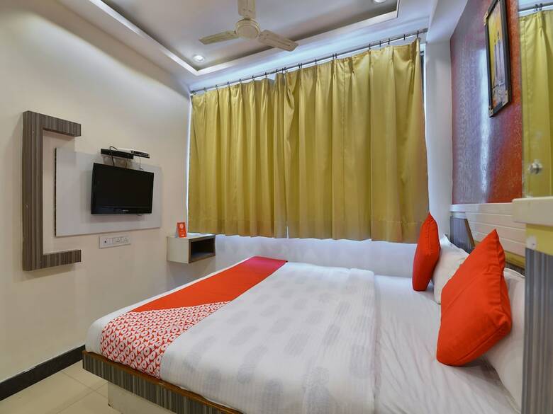 Oyo 13346 Hotel A R Ganpati Plaza
