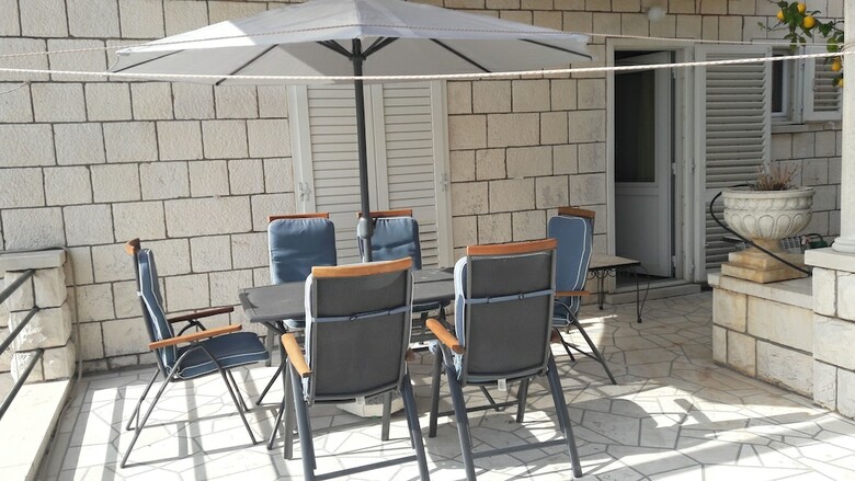 Hotel Sea View Villa Emilija