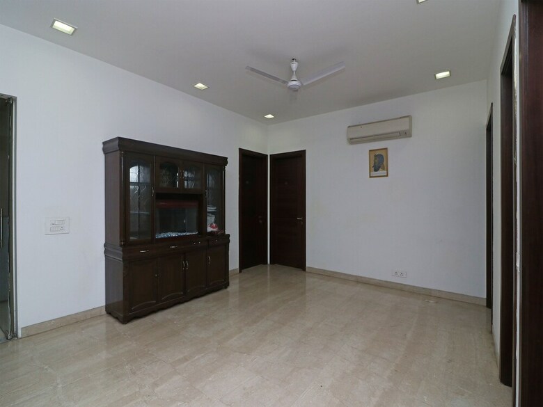 Hotel Oyo 13575 Green Vogue