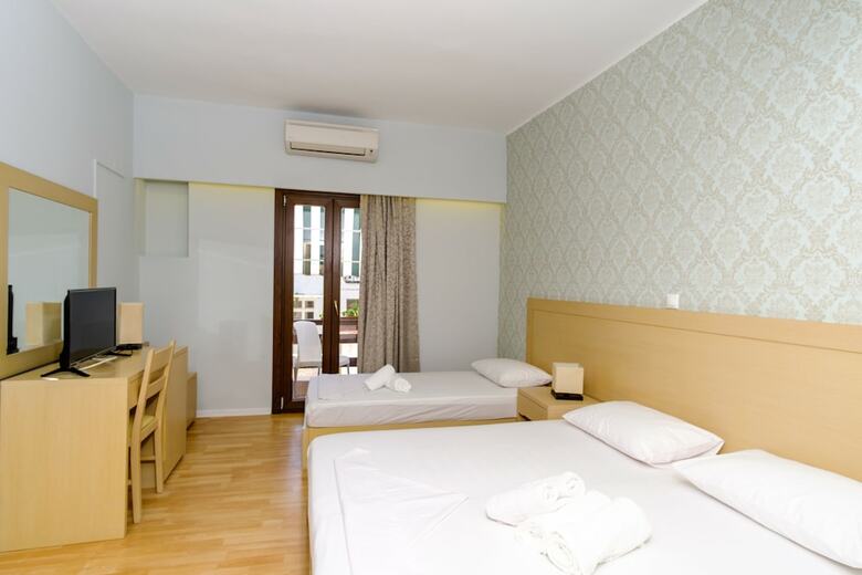 Aphrodite Boutique Hotel Syros