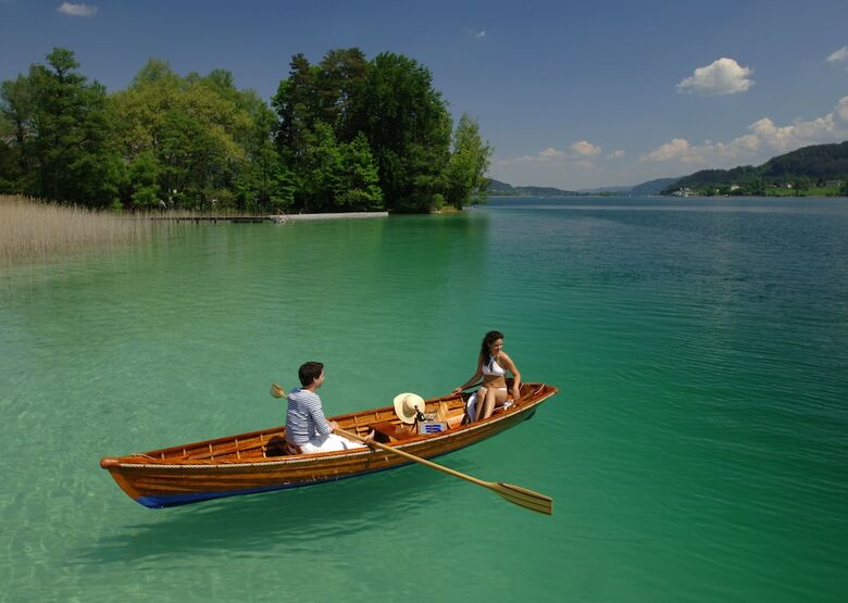 Hotel Barry Memle Lake Side Resort