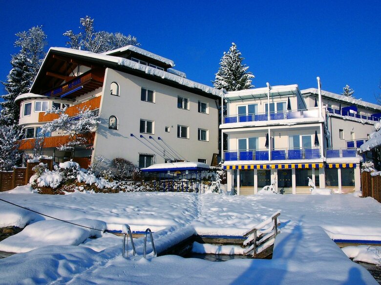 Hotel Barry Memle Lake Side Resort
