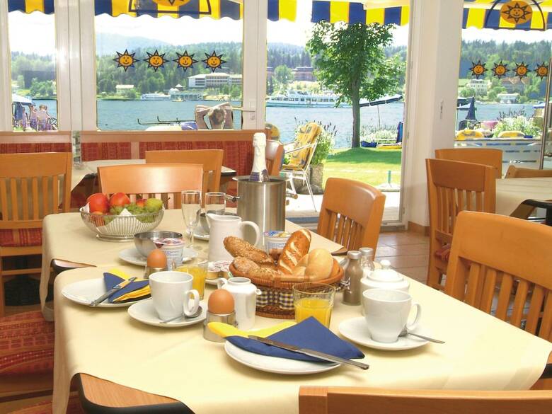Hotel Barry Memle Lake Side Resort