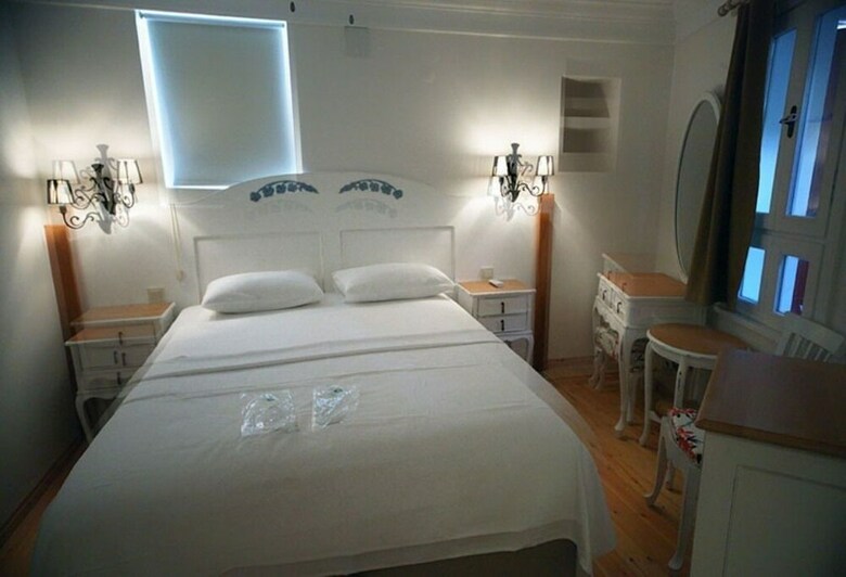 Hotel La Krasi Otel