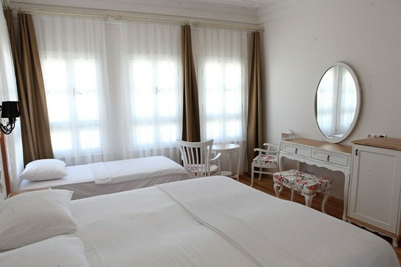 Hotel La Krasi Otel