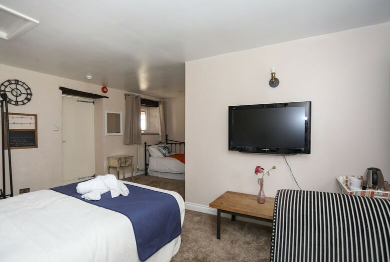 Bed & Breakfast Merrymouth Inn