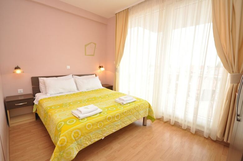 Hotel Villa Cezar