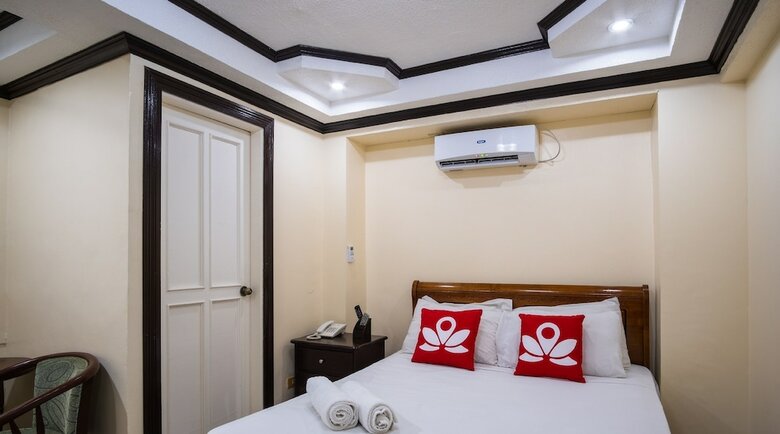 Hotel Zen Rooms Palm Tree Olongapo