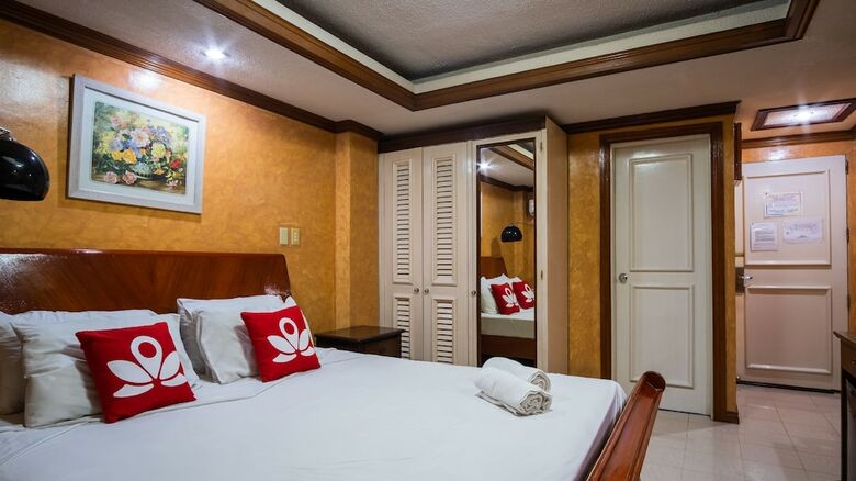 Hotel Zen Rooms Palm Tree Olongapo