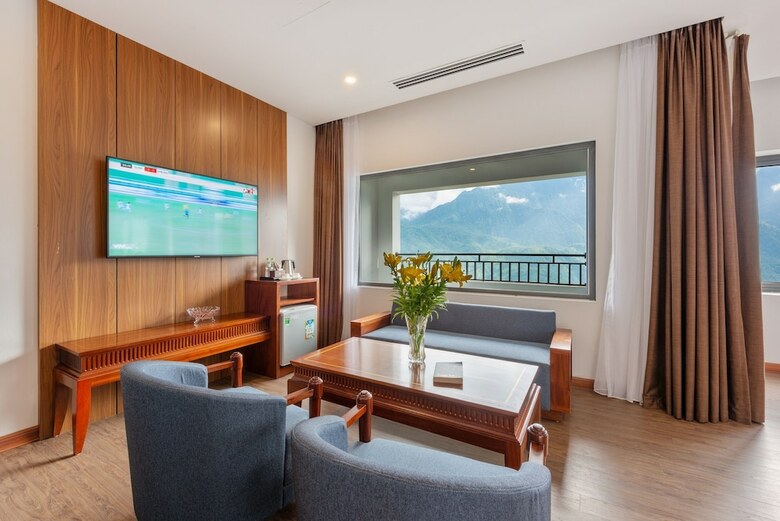 Bamboo Sapa Hotel