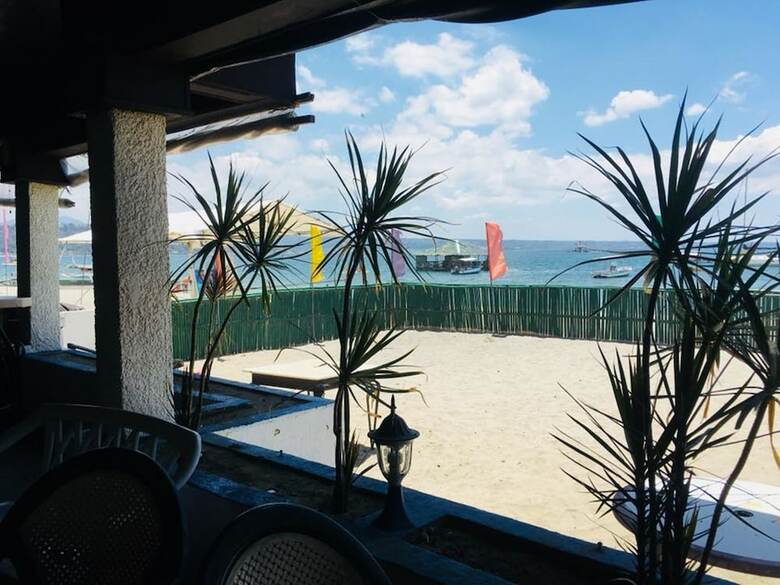 Hotel Kokomos Beach Resort