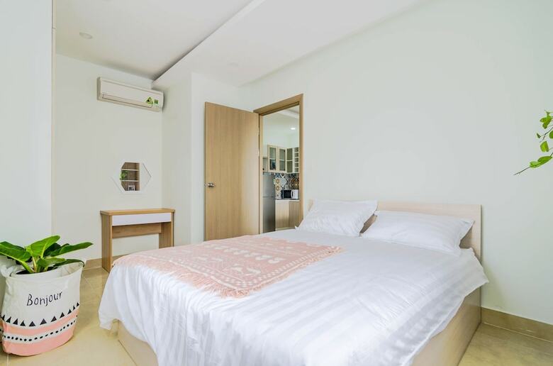 Place In Saigon Apartment