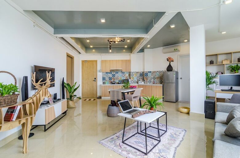 Place In Saigon Apartment
