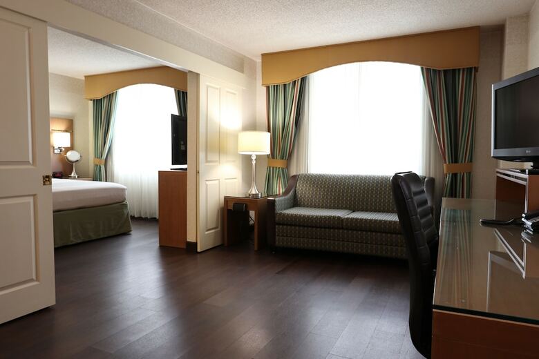 Biltmore Hotel And Suites