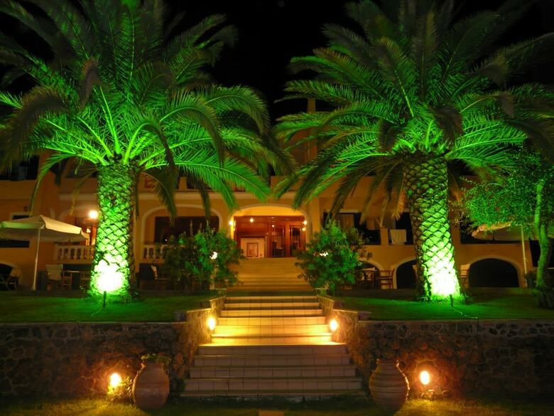 Fiori Hotel