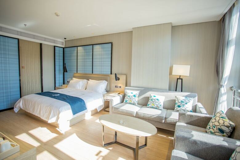 Echarm Hotel Qingyuan Stadium Branch