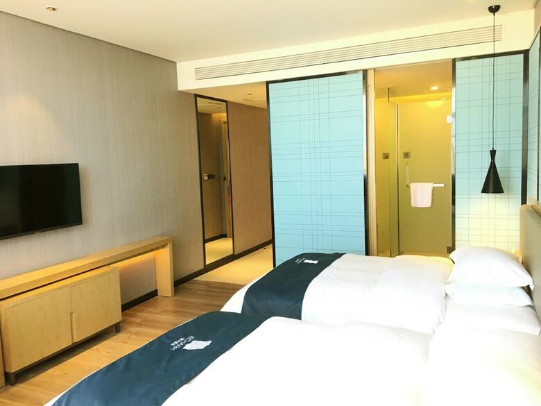 Echarm Hotel Qingyuan Stadium Branch