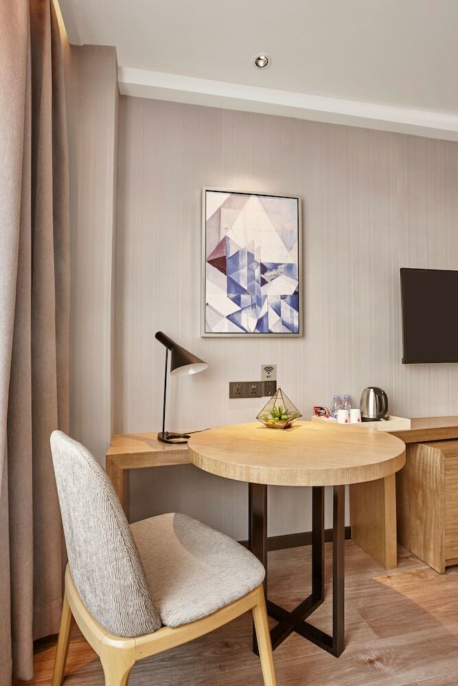 Echarm Hotel Qingyuan Stadium Branch