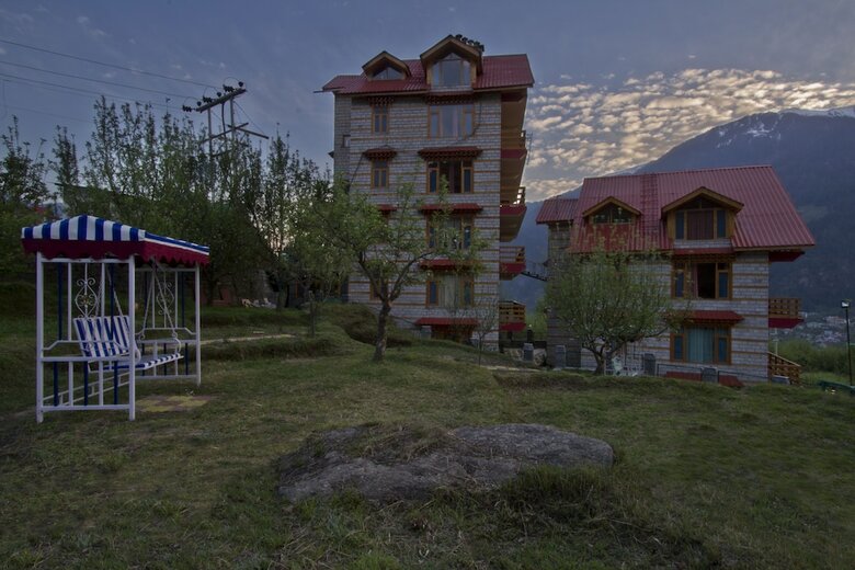 Hotel Foghills Cottages Manali