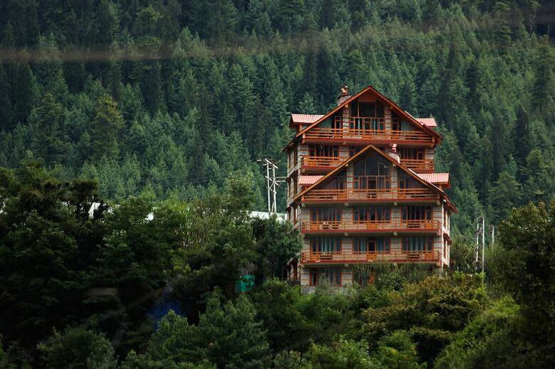 Hotel Foghills Cottages Manali